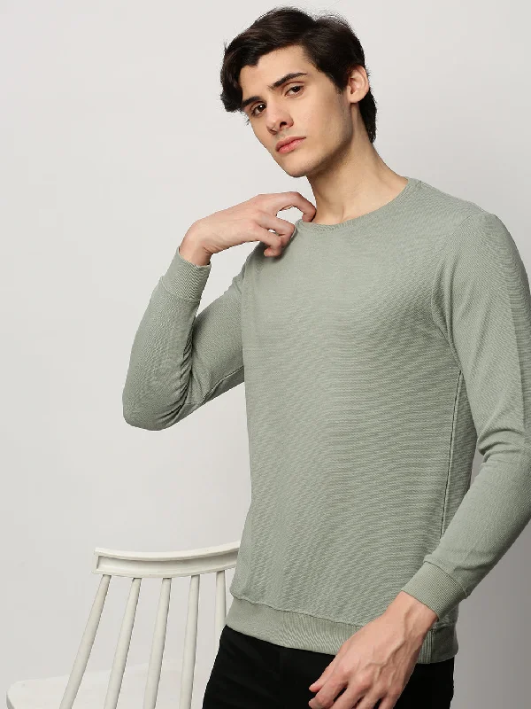 Savings Alert Men Green Solid Casual Sweatshirts