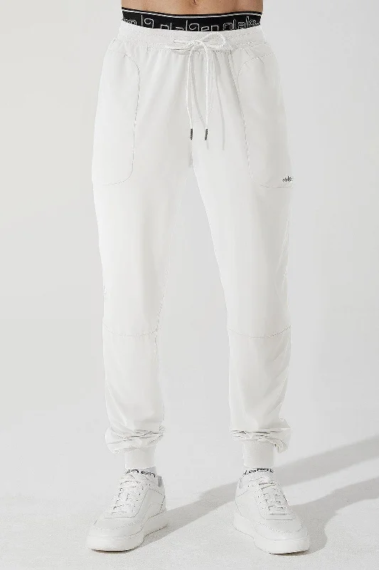 Steal Deal Travis Pant - White