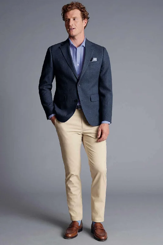 Weekend Steals Await Charles Tyrwhitt